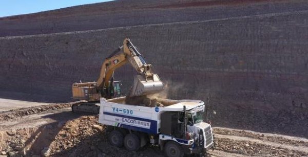 盈富优配 无人机巡山矿卡自跑，准东科技潮翻天，你猜生活咋变？