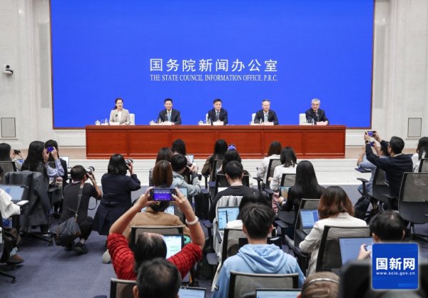 天盈资本 位居世界第一! 截至6月末, 我国银行业总资产近470万亿元